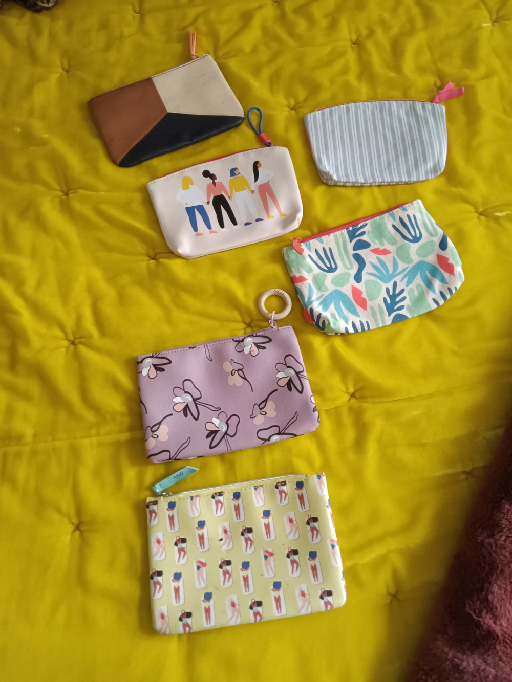 ipsy Kids Pouch Set - Yellow, Pink, Blue, Green, Purple, Brown